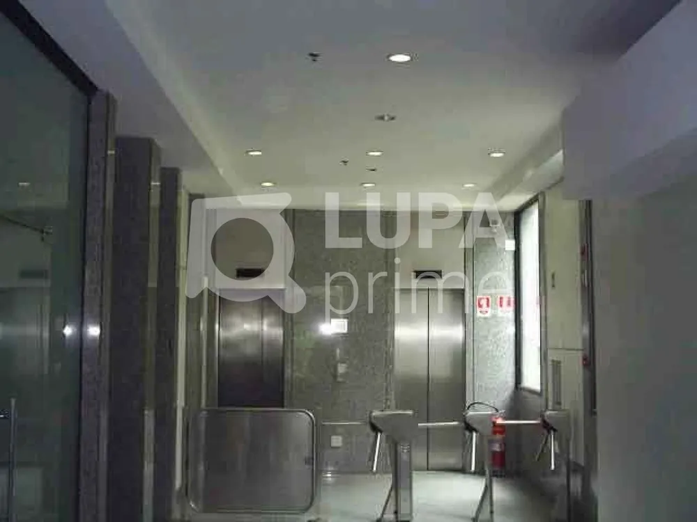 Prédio Inteiro, 700 m² - Foto 1