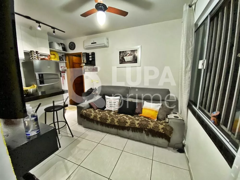 Casa de Condomínio à venda com 1 quarto, 34m² - Foto 2