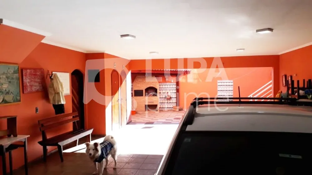 Casa, 3 quartos, 190 m² - Foto 1