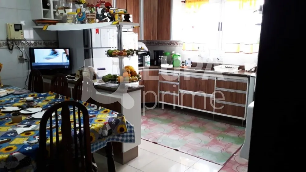 Casa, 3 quartos, 190 m² - Foto 11
