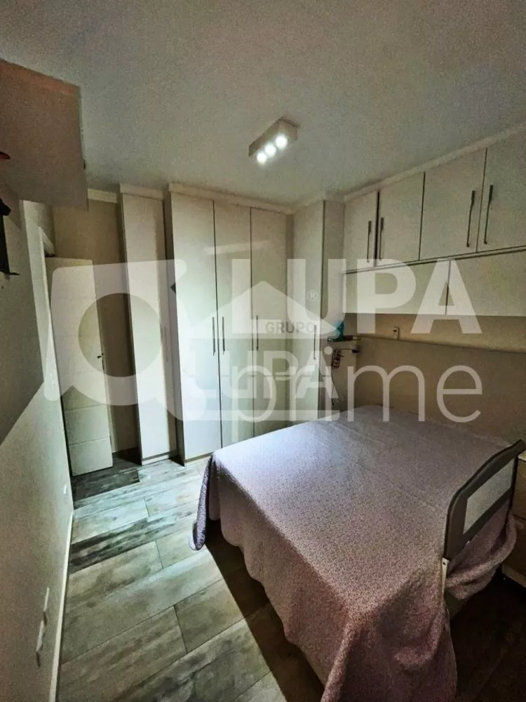 Casa à venda com 3 quartos, 130m² - Foto 2