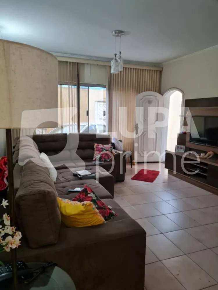 Casa à venda com 3 quartos, 201m² - Foto 3