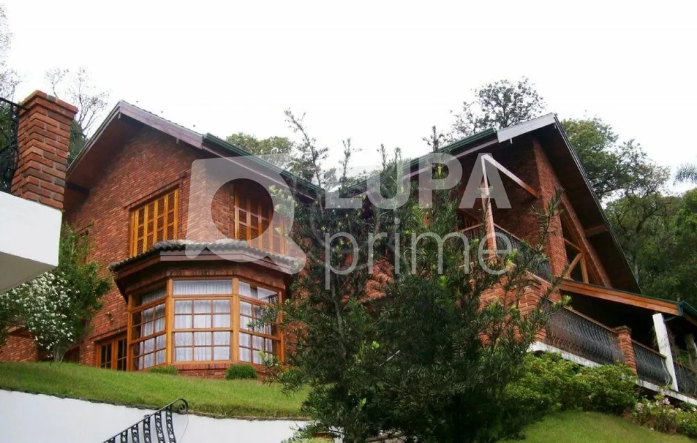 Casa de Condomínio à venda com 4 quartos, 568m² - Foto 1