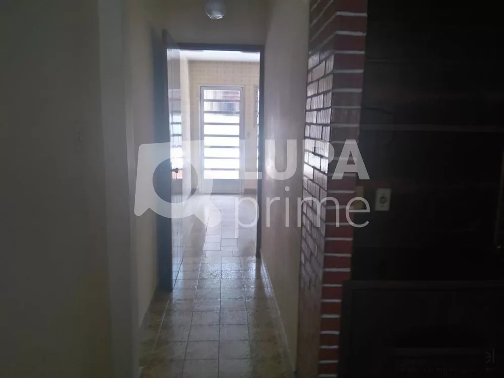 Casa à venda com 3 quartos, 110m² - Foto 9