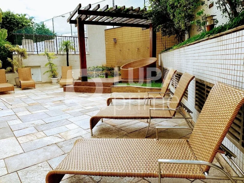 Apartamento, 4 quartos, 217 m² - Foto 2