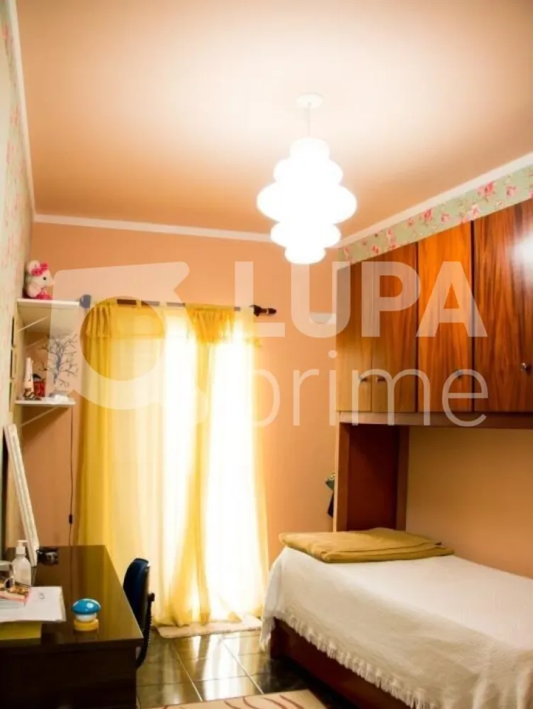 Casa, 3 quartos, 202 m² - Foto 4