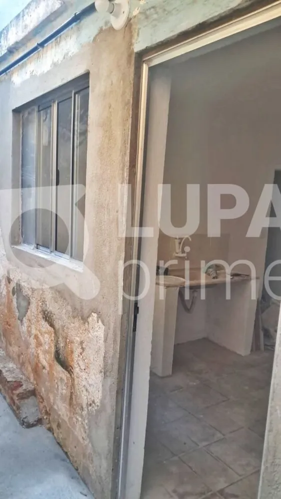 Casa, 1 quarto, 34 m² - Foto 2