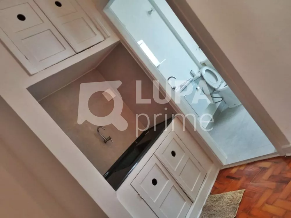 Apartamento à venda com 1 quarto, 32m² - Foto 2