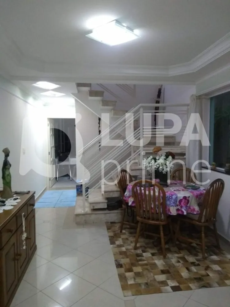 Casa, 3 quartos, 200 m² - Foto 1