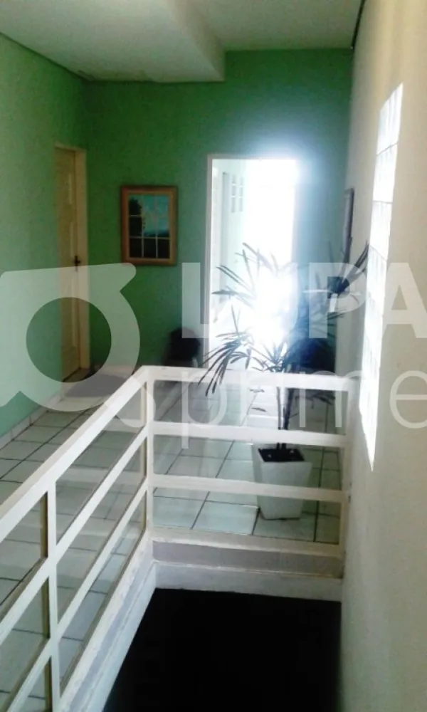 Prédio Inteiro, 1100 m² - Foto 1