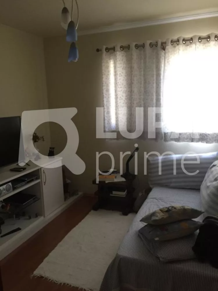 Apartamento à venda com 2 quartos, 70m² - Foto 2