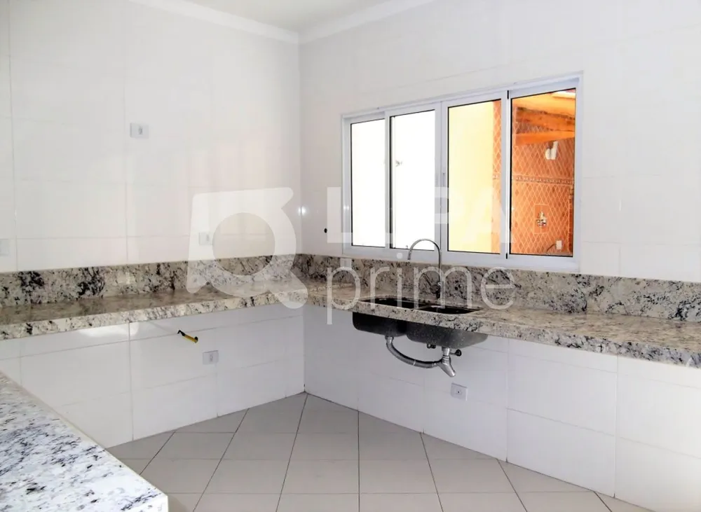 Casa, 3 quartos, 210 m² - Foto 4