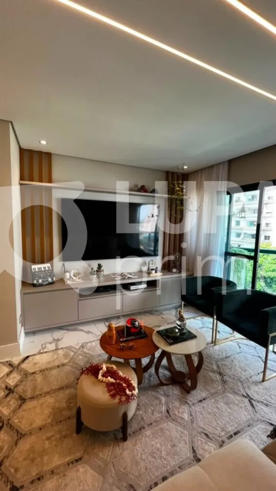 Apartamento, 3 quartos, 130 m² - Foto 1