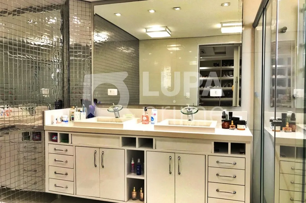 Apartamento, 4 quartos, 246 m² - Foto 1