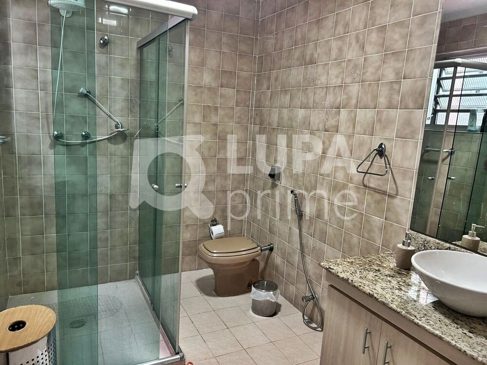 Casa, 4 quartos, 170 m² - Foto 1