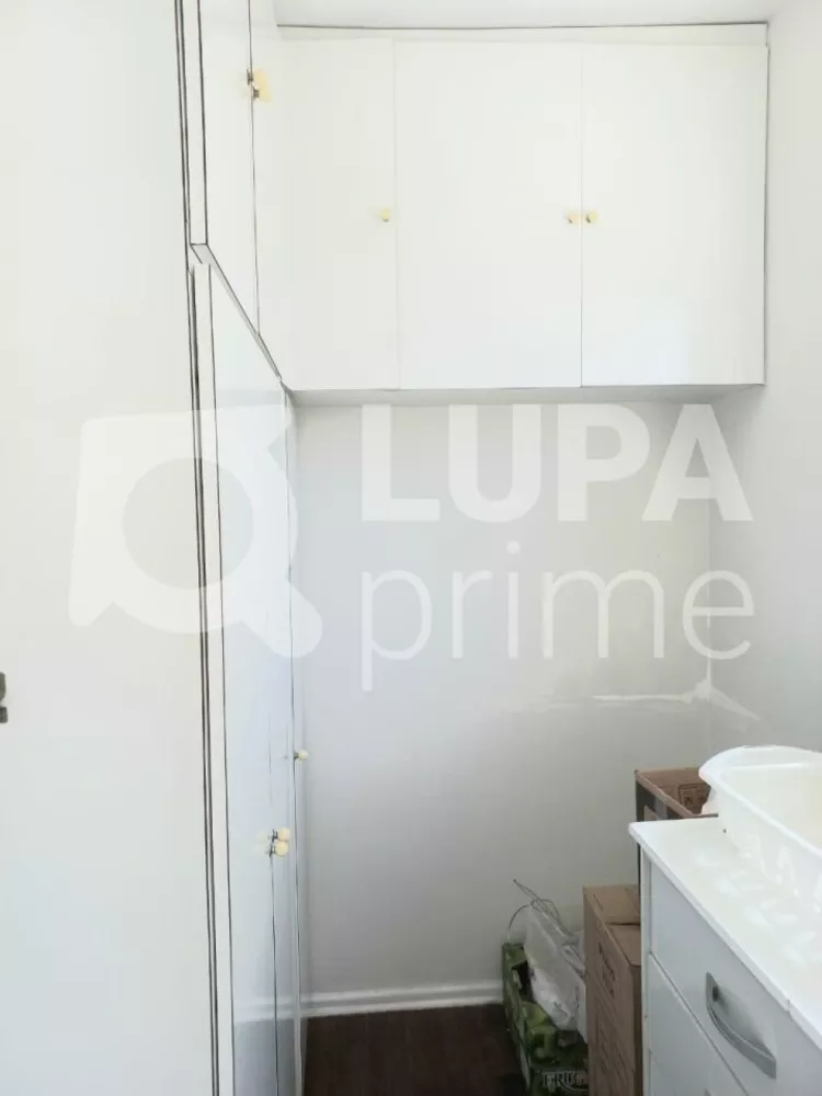 Apartamento à venda com 2 quartos, 62m² - Foto 3