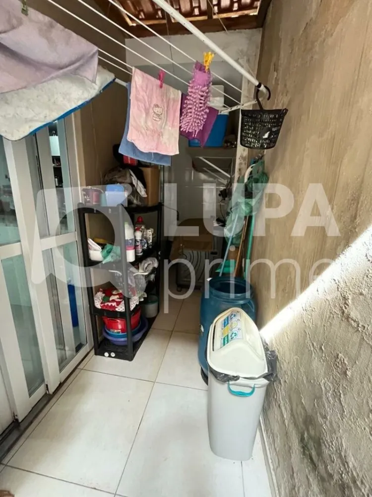 Casa, 3 quartos, 210 m² - Foto 1