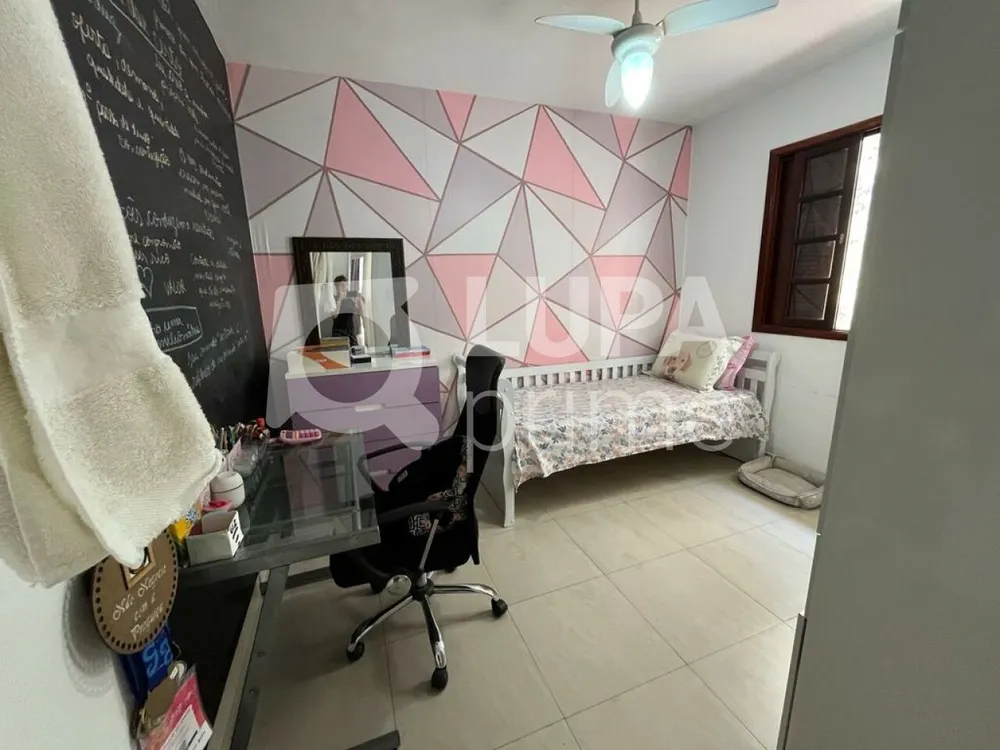 Casa, 3 quartos, 210 m² - Foto 8