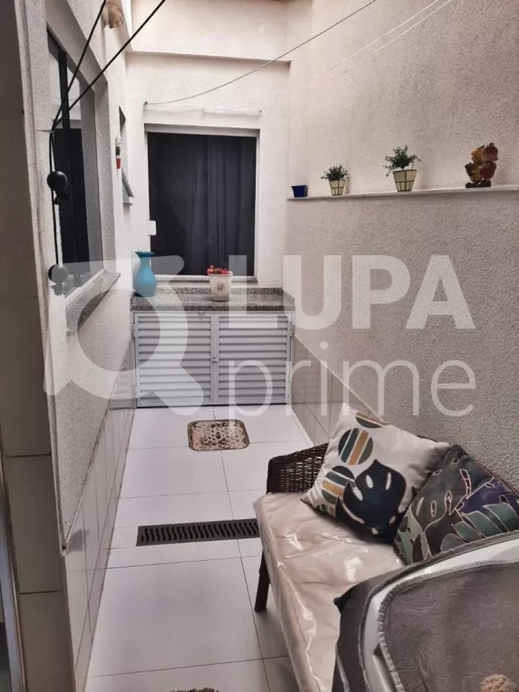 Casa à venda com 3 quartos, 90m² - Foto 14