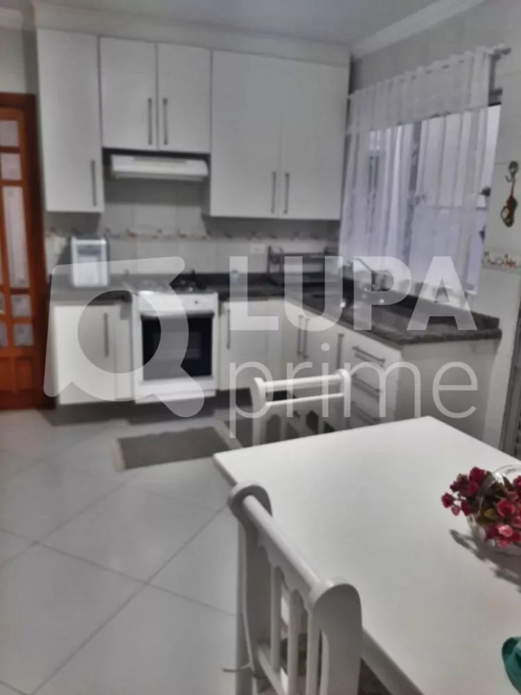 Casa à venda com 3 quartos, 90m² - Foto 8