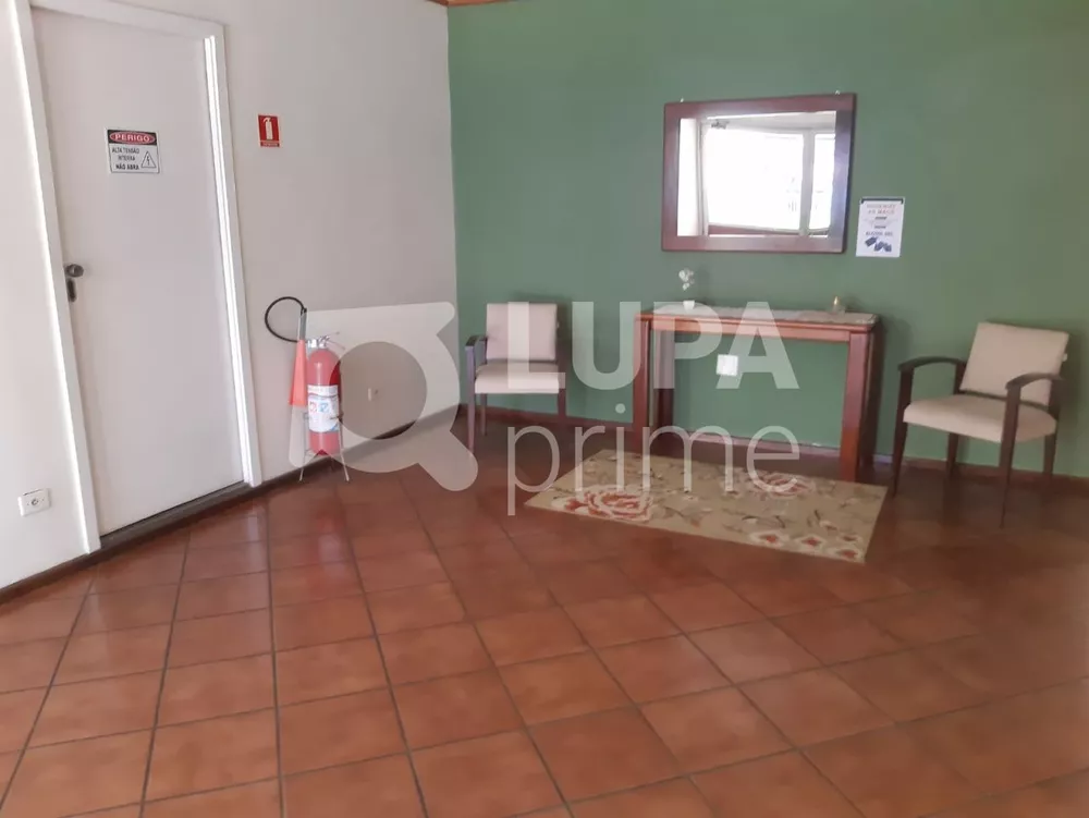 Apartamento à venda com 3 quartos, 70m² - Foto 3