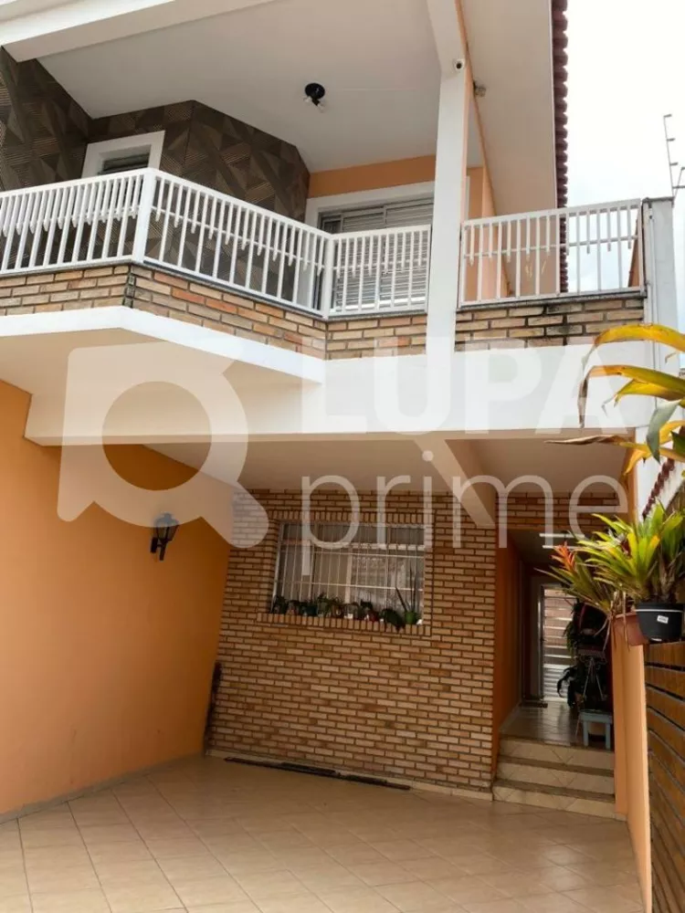 Casa à venda com 3 quartos, 150m² - Foto 1