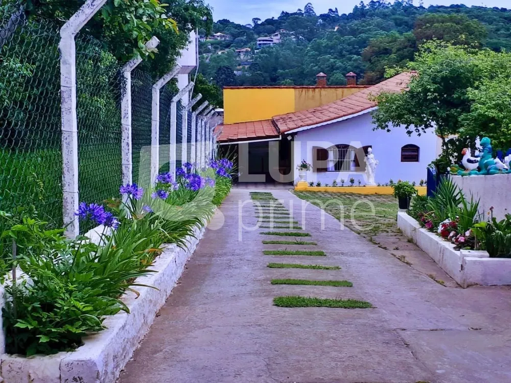 Sítio, 4 quartos, 1085 m² - Foto 3