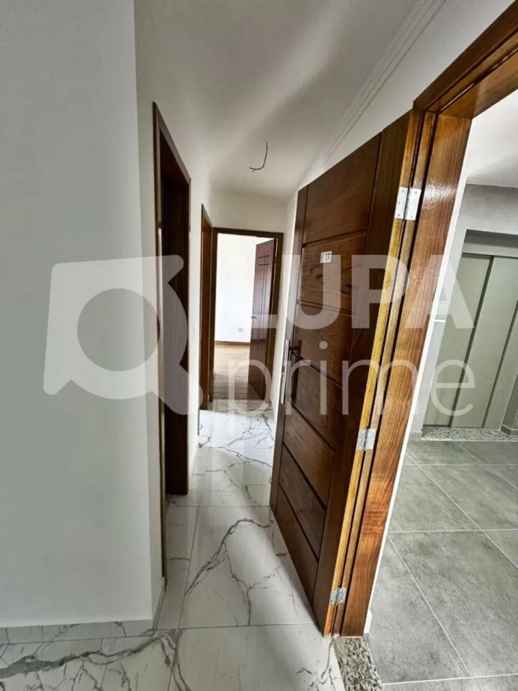 Apartamento à venda com 2 quartos, 45m² - Foto 2