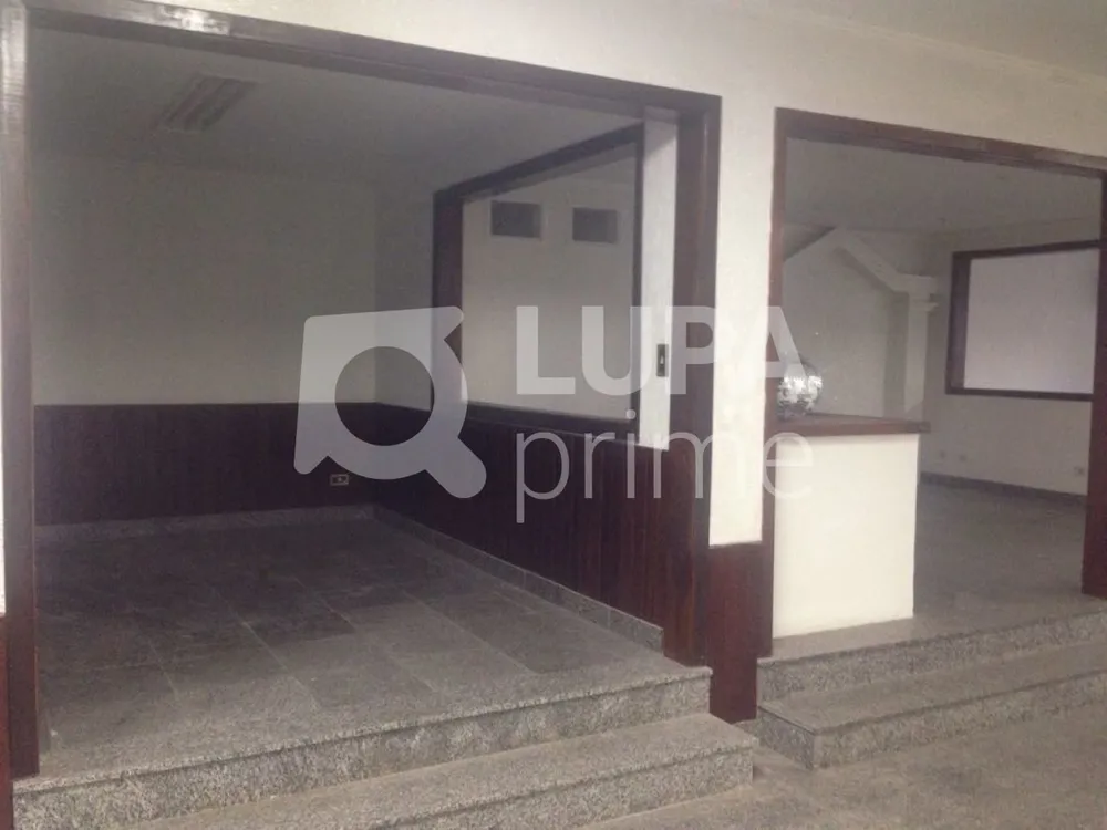 Prédio Inteiro, 1000 m² - Foto 1