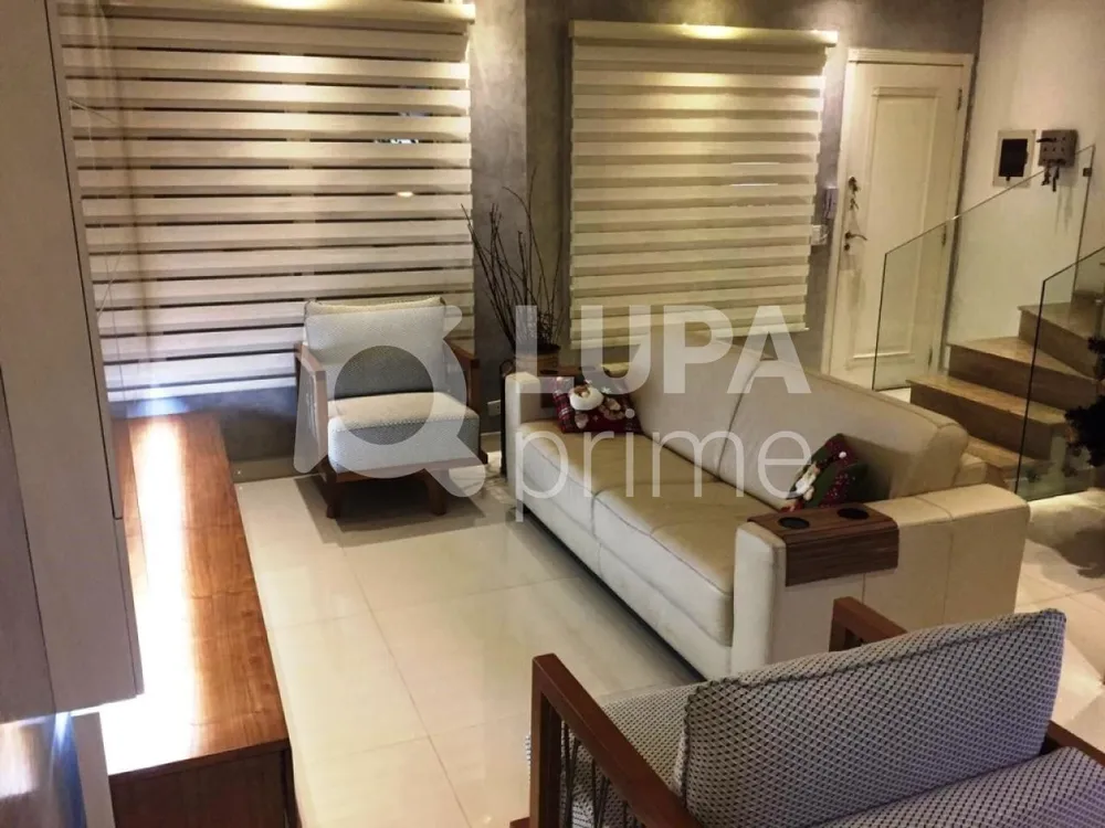 Casa, 3 quartos, 240 m² - Foto 1