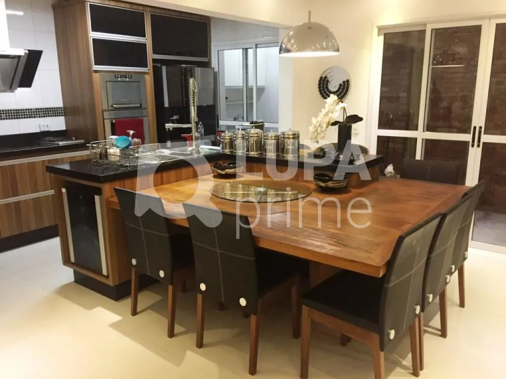 Casa, 3 quartos, 240 m² - Foto 7