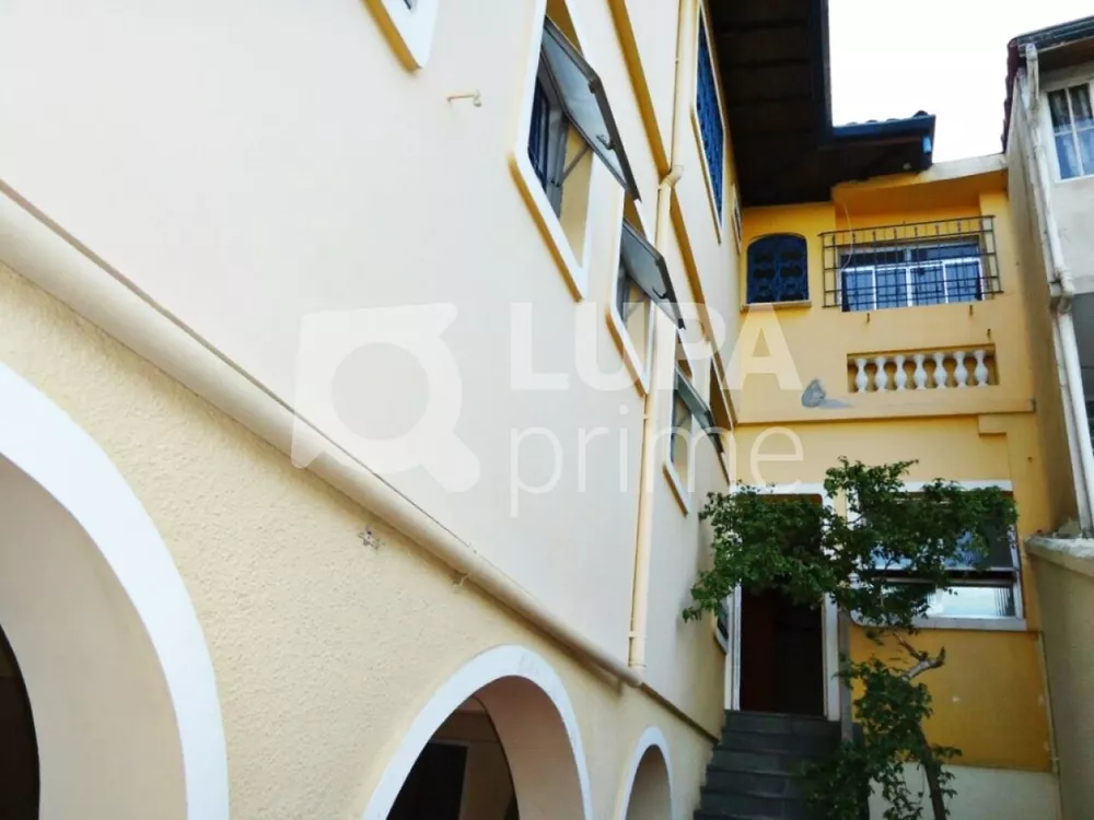 Casa à venda com 5 quartos, 550m² - Foto 3