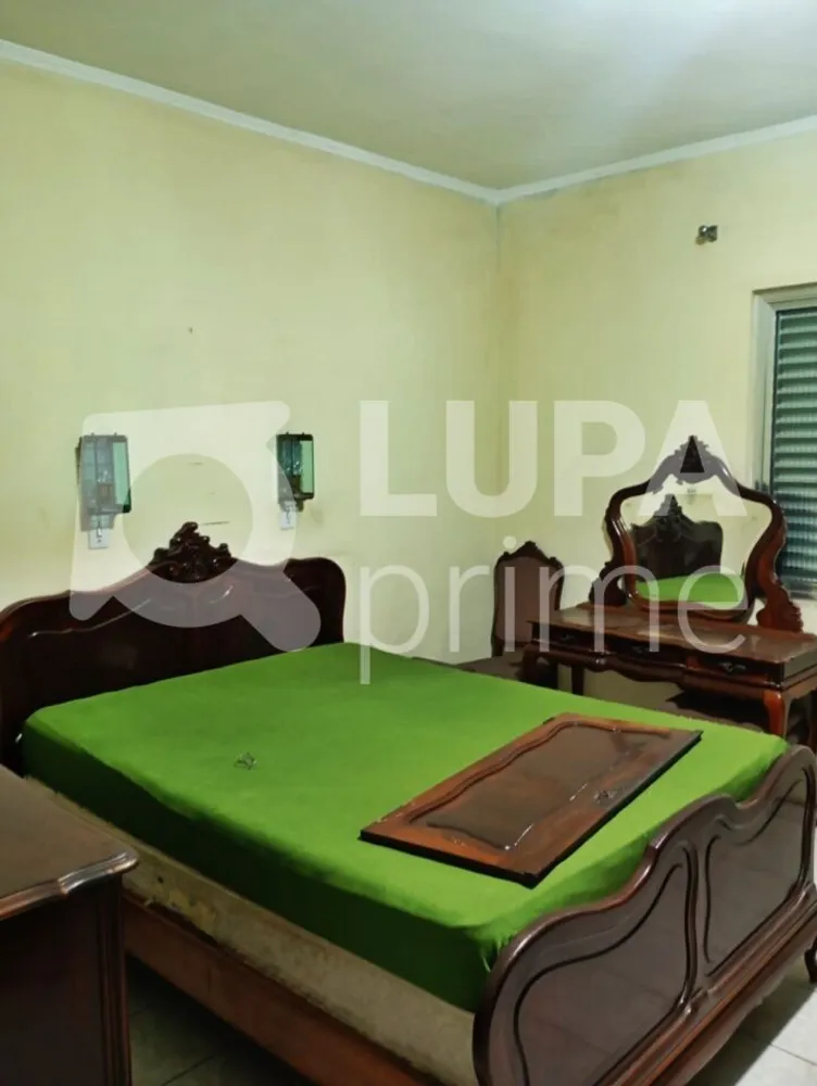 Casa, 5 quartos, 236 m² - Foto 2