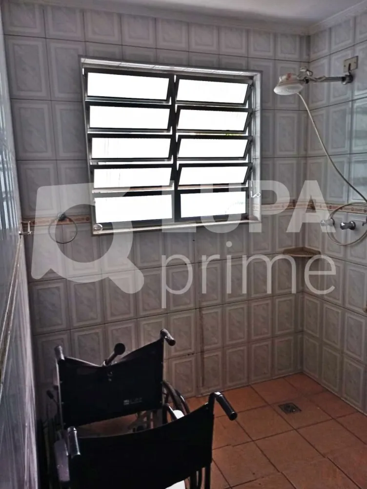 Casa, 5 quartos, 236 m² - Foto 11
