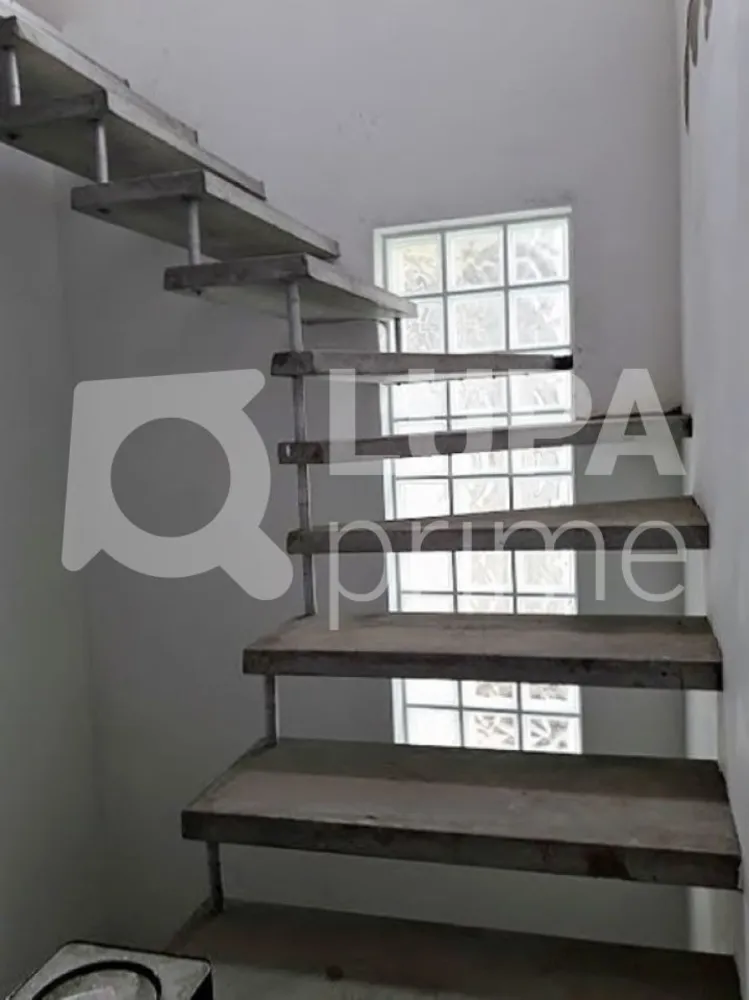 Casa, 4 quartos, 250 m² - Foto 3