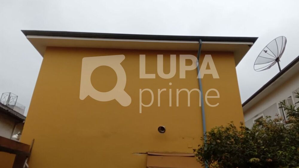 Casa para alugar com 3 quartos, 220m² - Foto 2