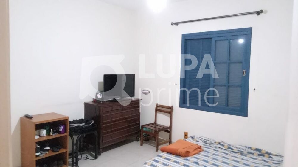 Casa para alugar com 3 quartos, 220m² - Foto 17