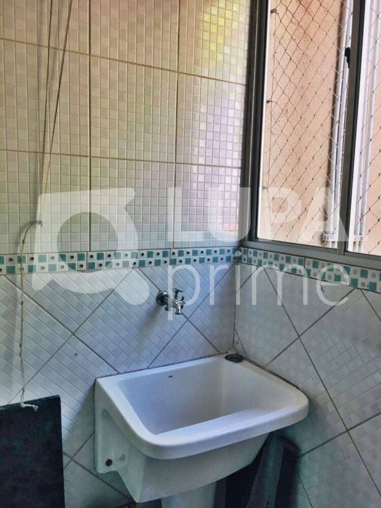 Apartamento à venda com 2 quartos, 68m² - Foto 7
