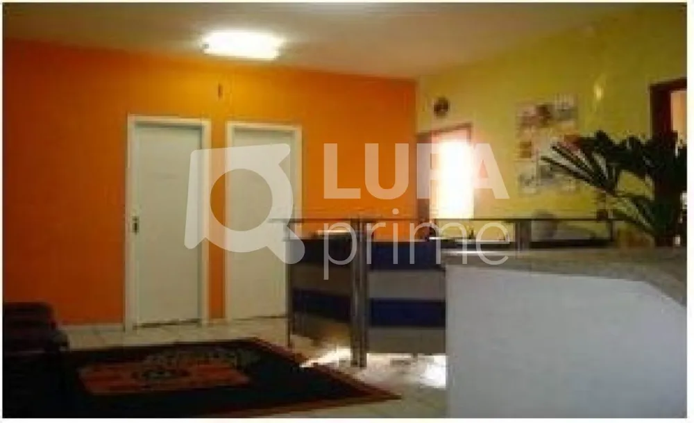 Prédio Inteiro, 1600 m² - Foto 1