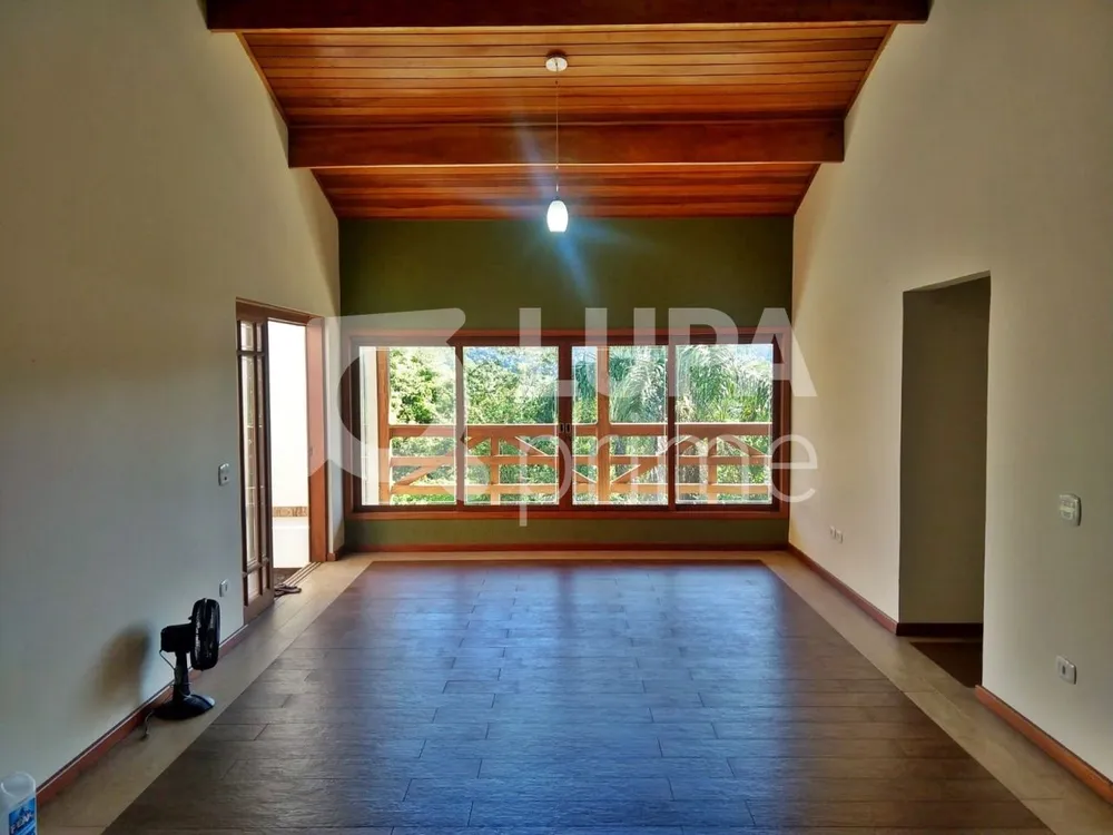 Chácara, 8 quartos, 6600 m² - Foto 1