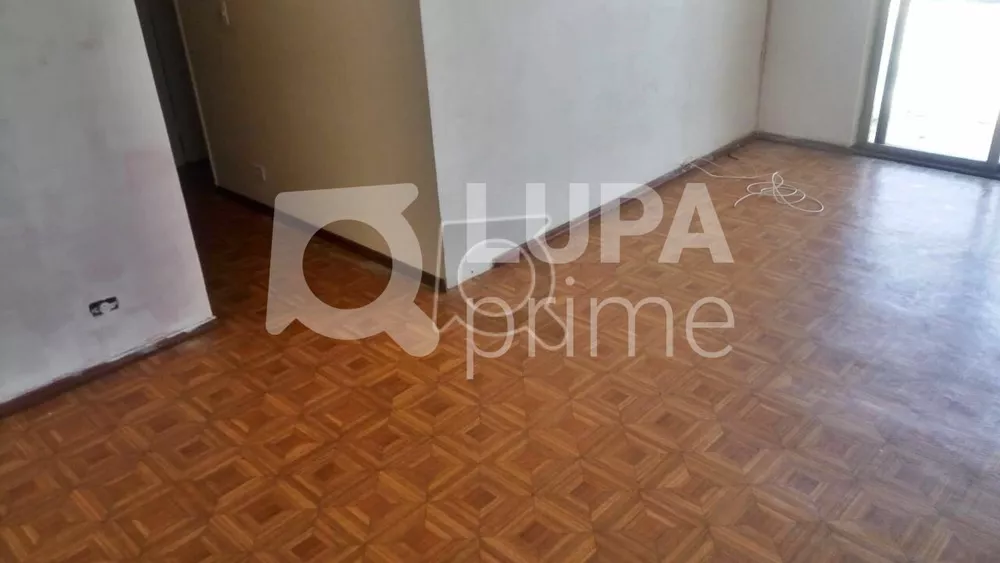 Apartamento à venda com 3 quartos, 84m² - Foto 2