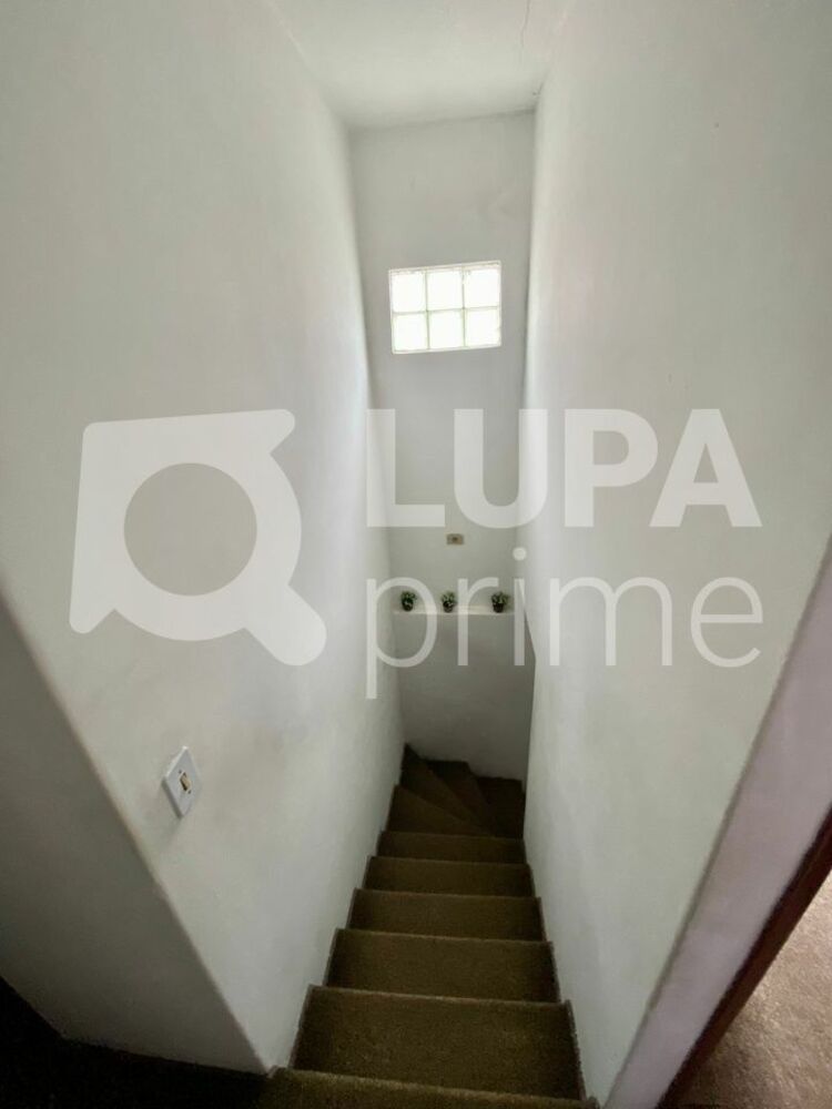 Casa à venda com 3 quartos, 140m² - Foto 4
