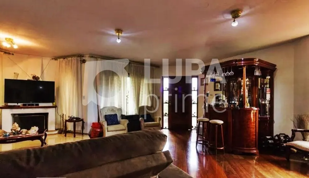 Casa, 5 quartos, 547 m² - Foto 1