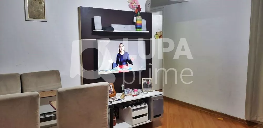 Apartamento à venda com 2 quartos, 48m² - Foto 2