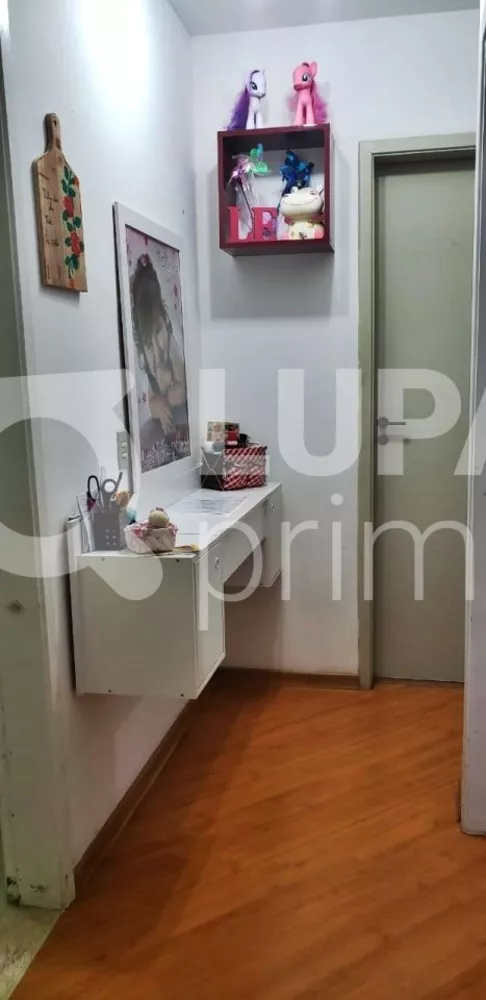 Apartamento à venda com 2 quartos, 48m² - Foto 3