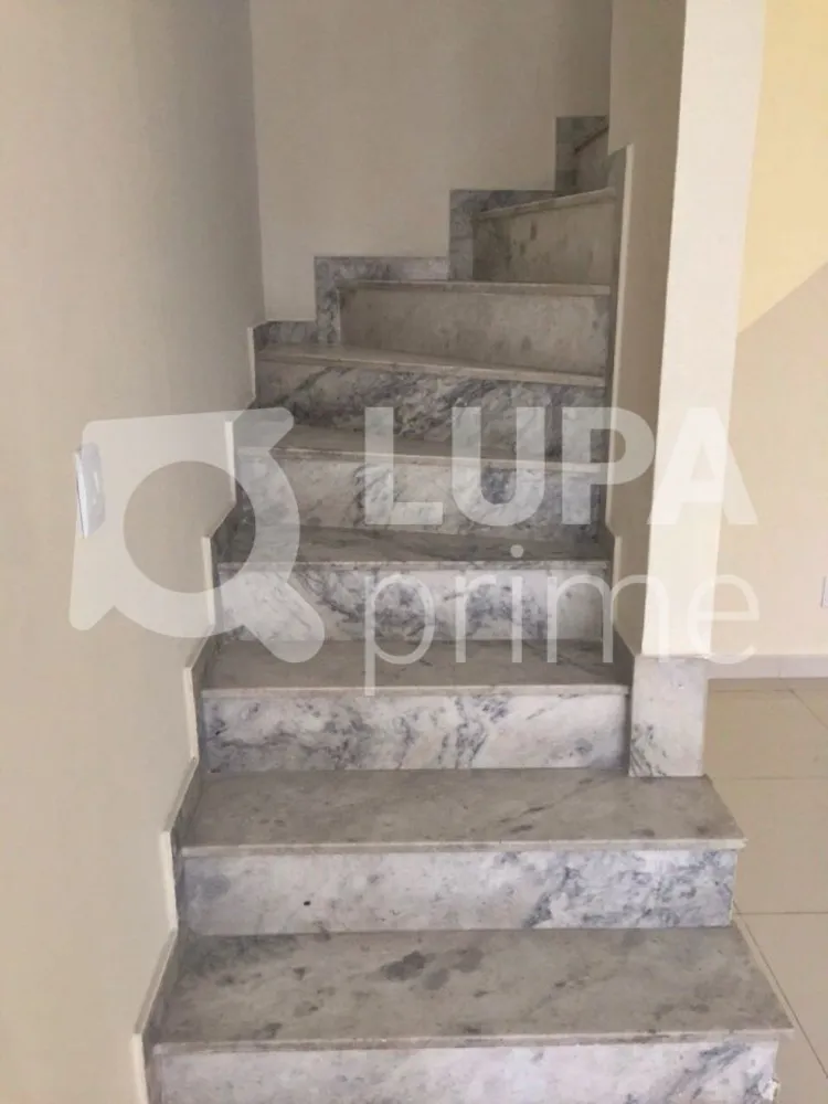 Casa, 3 quartos, 270 m² - Foto 3