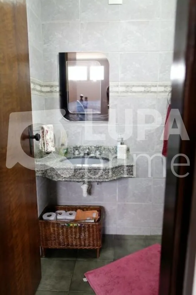 Casa, 3 quartos, 240 m² - Foto 11