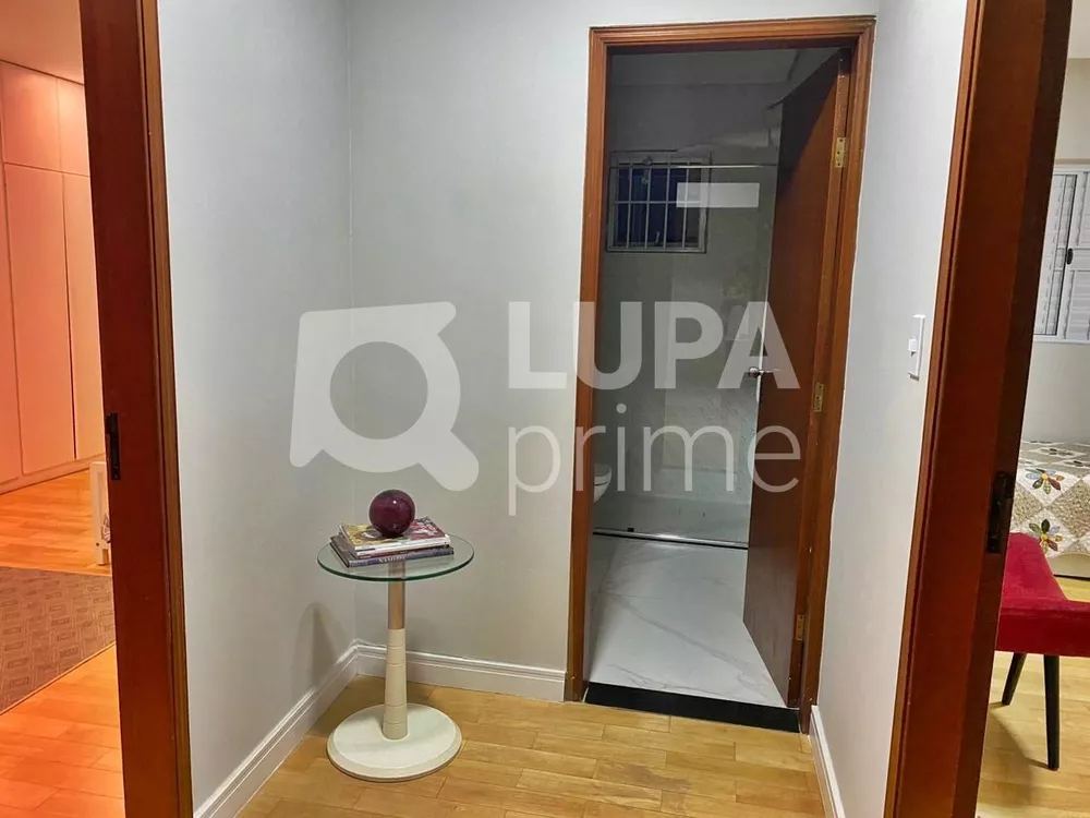 Casa à venda com 3 quartos, 317m² - Foto 3