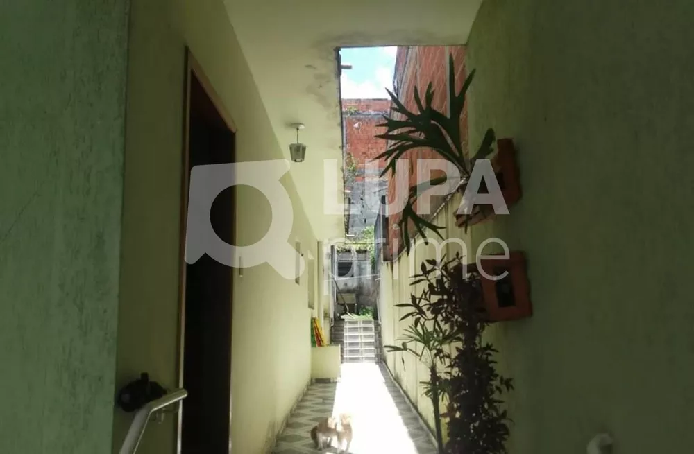 Casa à venda com 2 quartos, 190m² - Foto 3