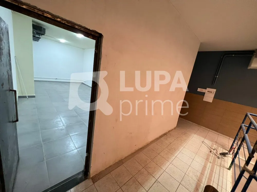 Prédio Inteiro, 900 m² - Foto 1